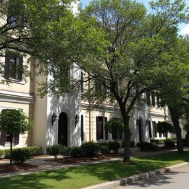 découvrez les avantages et inconvénients des piscines hors sol et enterrées pour faire le meilleur choix selon votre budget, espace et besoins.