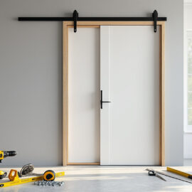 Installer une porte coulissante à galandage